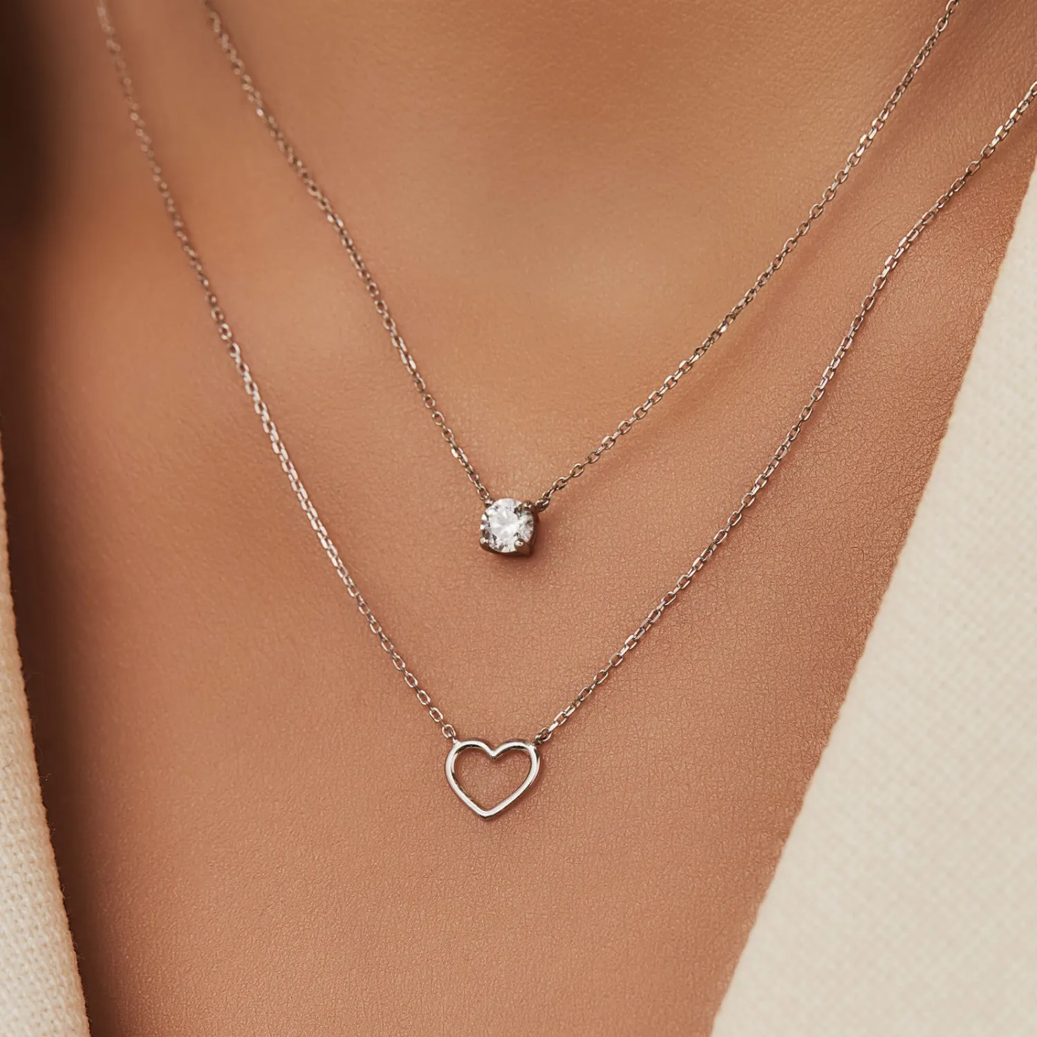 Clearance Cadeau d'Isabel 14 karaat witgouden collier en armband giftset met hartje Hartjes Colliers | Hartjes Armbanden
