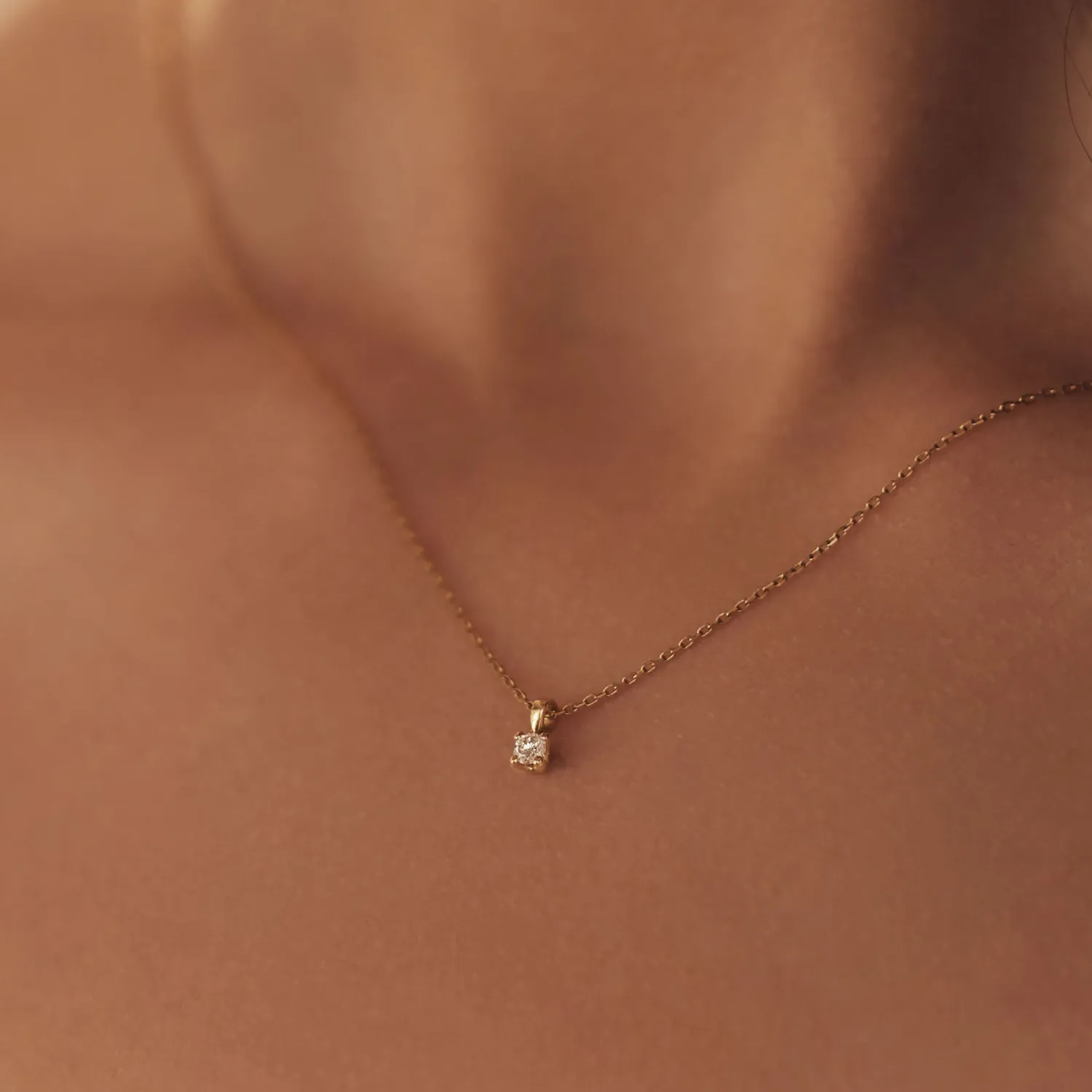 Best De la Paix Celesse 14 karaat gouden collier met diamant 0.07 karaat Diamanten Colliers