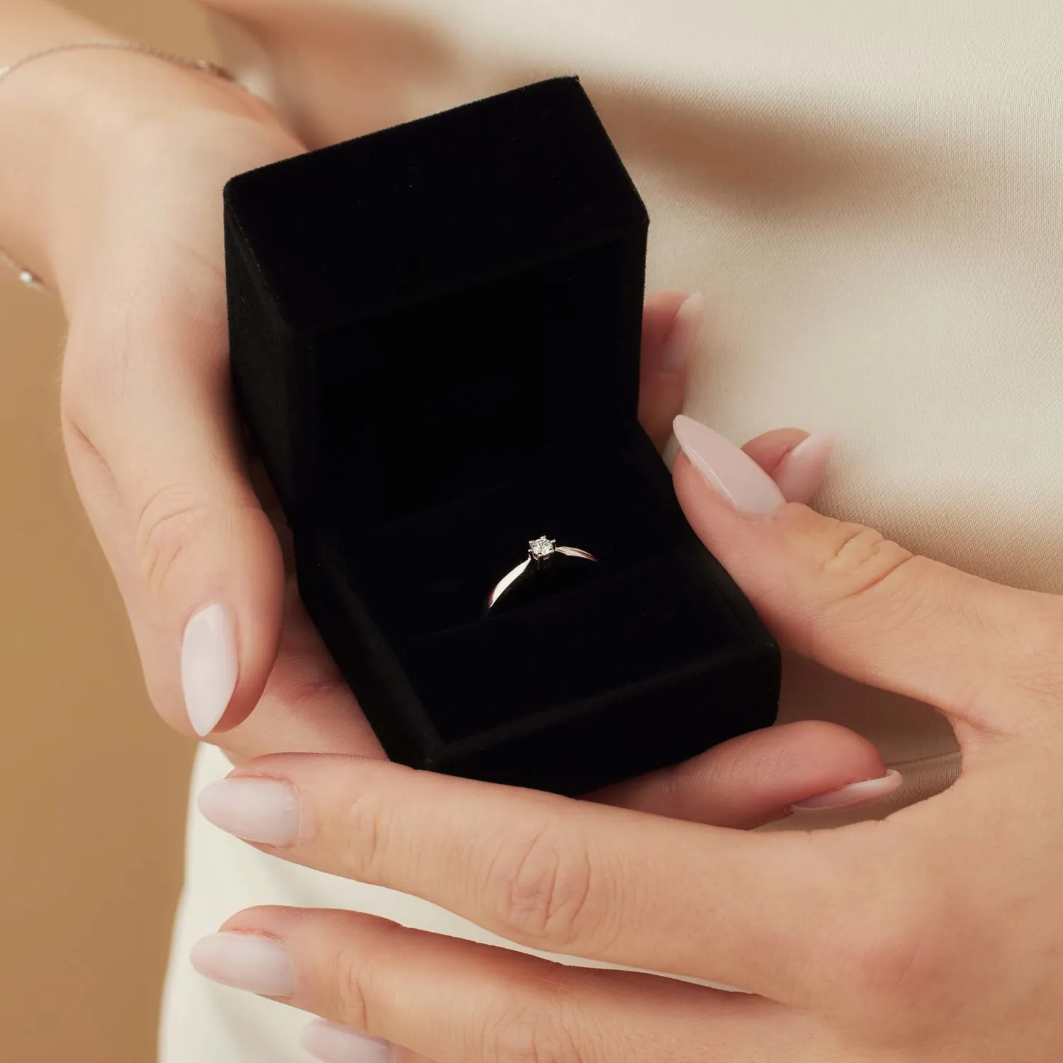 Clearance De la Paix Christine 14 karaat witgouden ring met diamant 0.10 karaat Witgouden Ringen | Ringen Met Steentjes