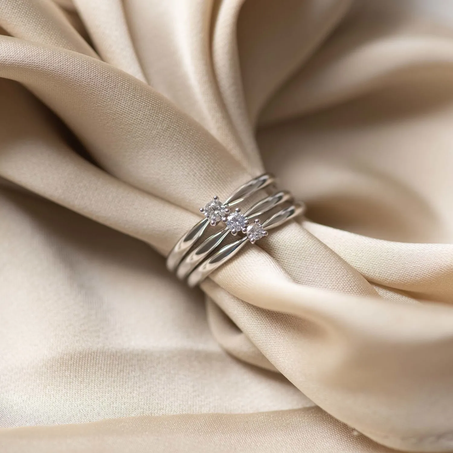Fashion De la Paix Céline 14 karaat witgouden ring met diamant 0.05 karaat Witgouden Ringen | Ringen Met Steentjes