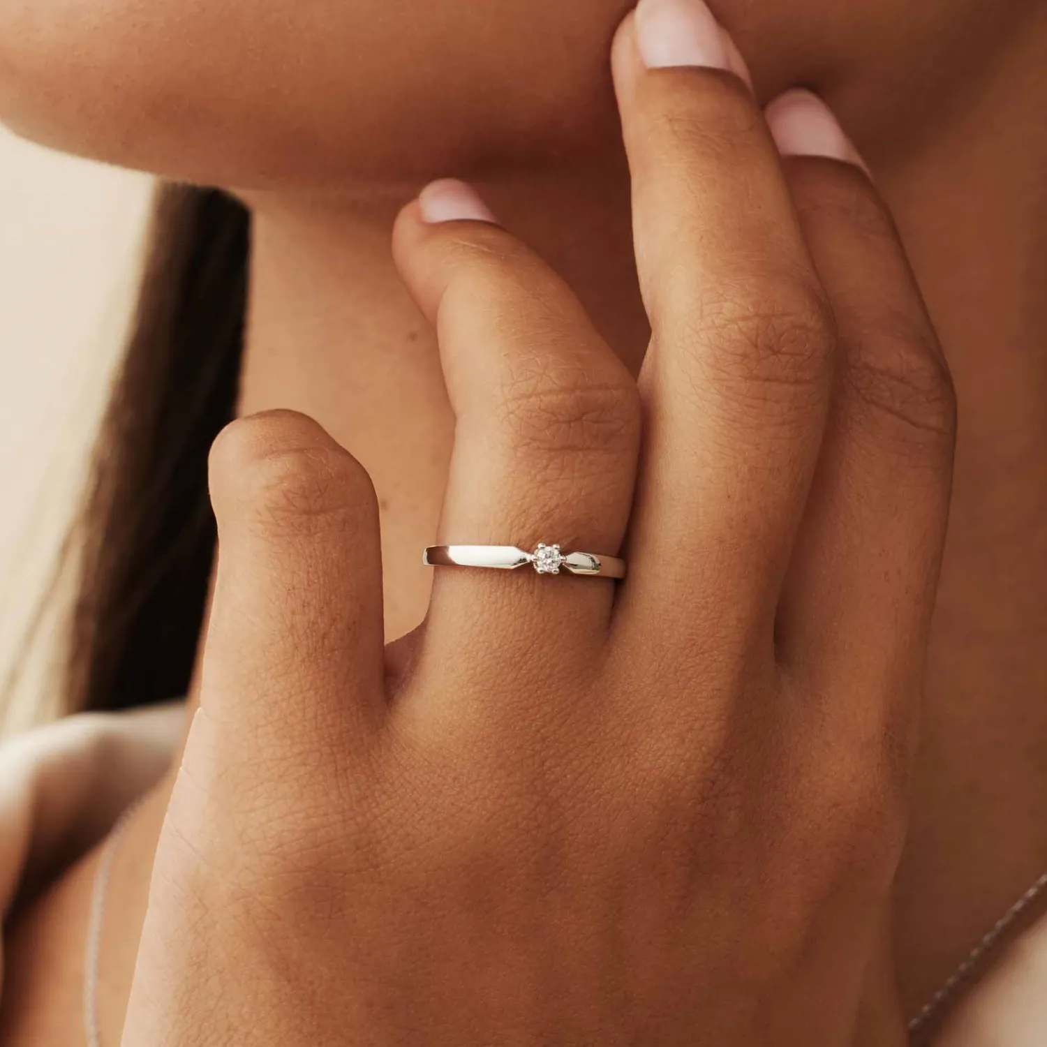 Best Sale De la Paix Emily 14 karaat witgouden ring met diamant 0.05 karaat Witgouden Ringen | Ringen Met Steentjes