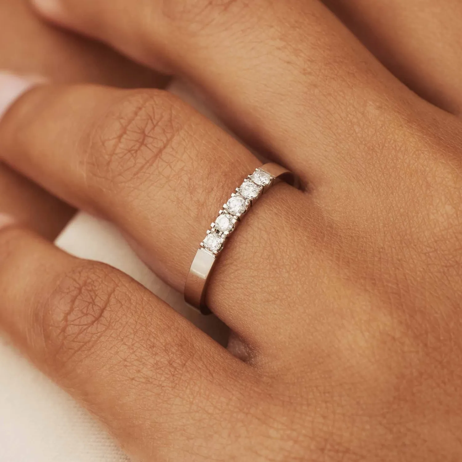 Fashion De la Paix Madeline 14 karaat witgouden ring met diamant 0.20 karaat Witgouden Ringen | Ringen Met Steentjes