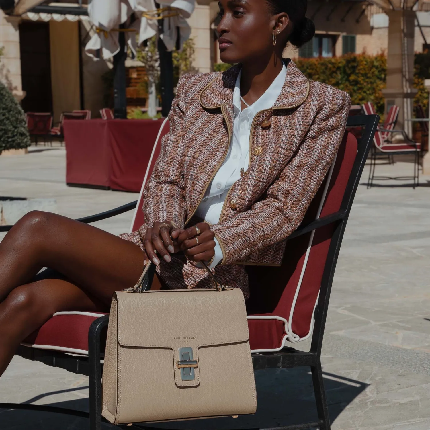 Cheap Femme Forte Simone Midi taupe leren handtas van kalfsleer Handtassen