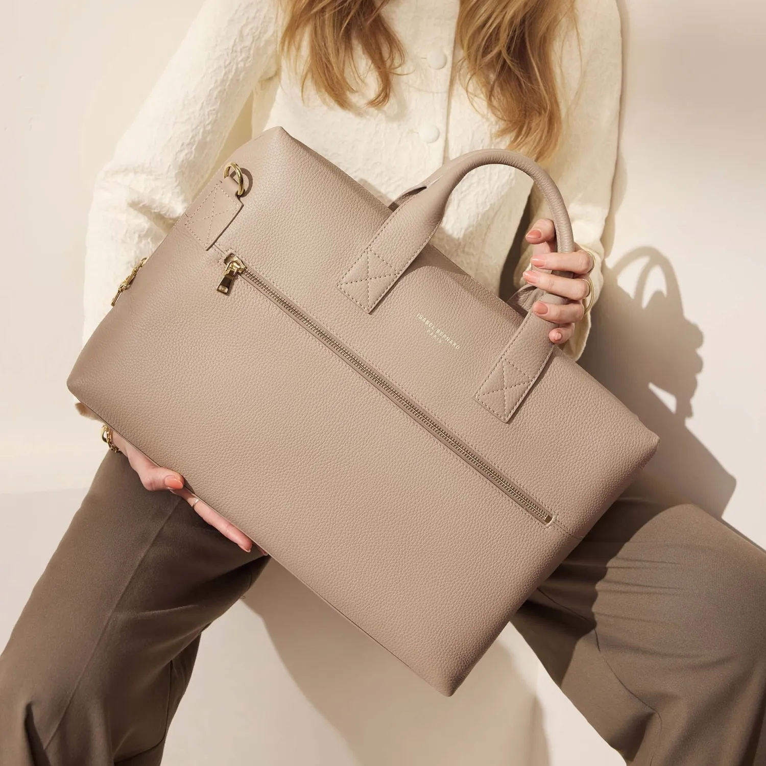 Clearance Honoré Anique taupe leren handtas van kalfsleer met 16.4 inch laptopvak Laptoptassen | Schoudertassen