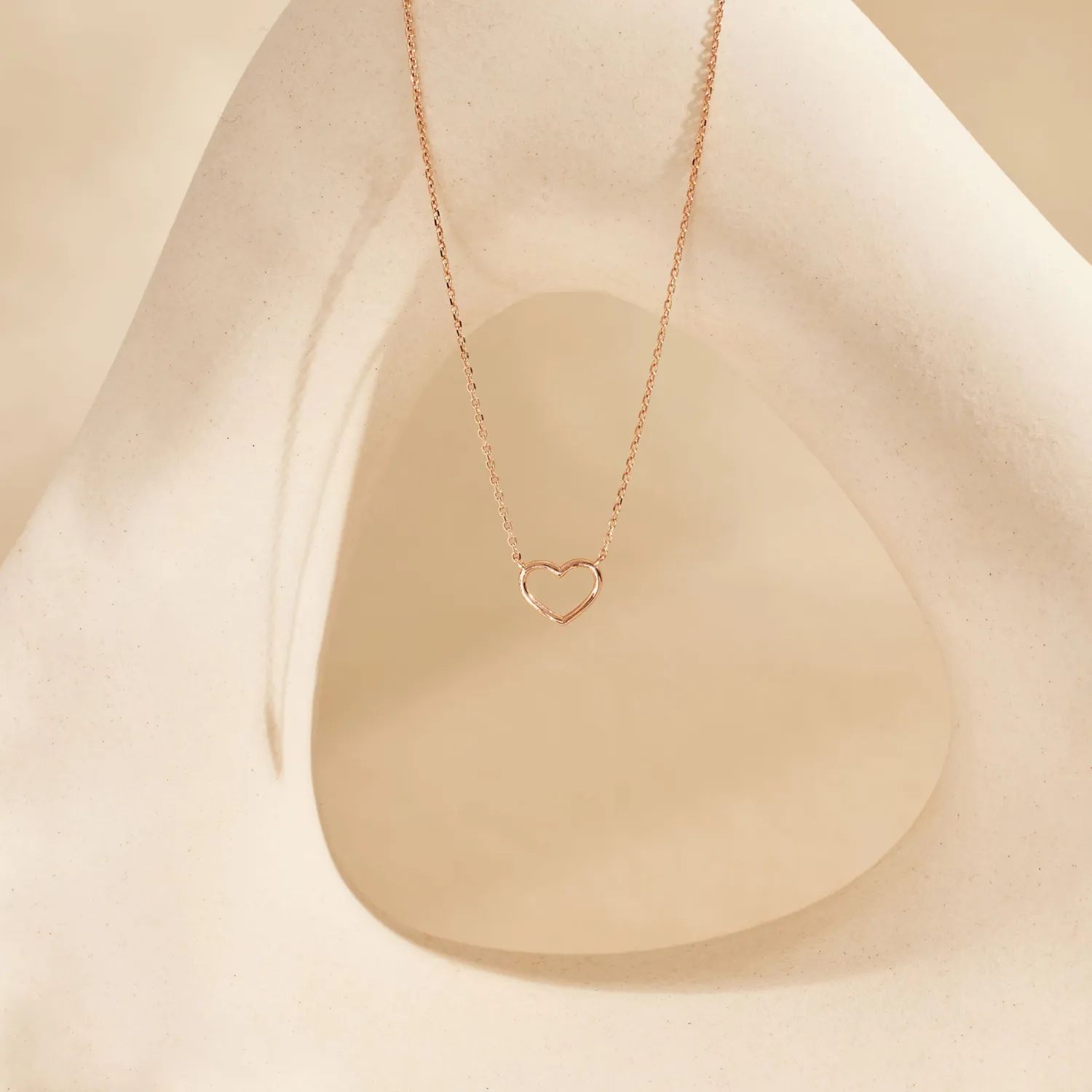 Flash Sale La Concorde Amore 14 karaat rosé gouden collier met hartje Rosé Gouden Colliers | Hartjes Colliers