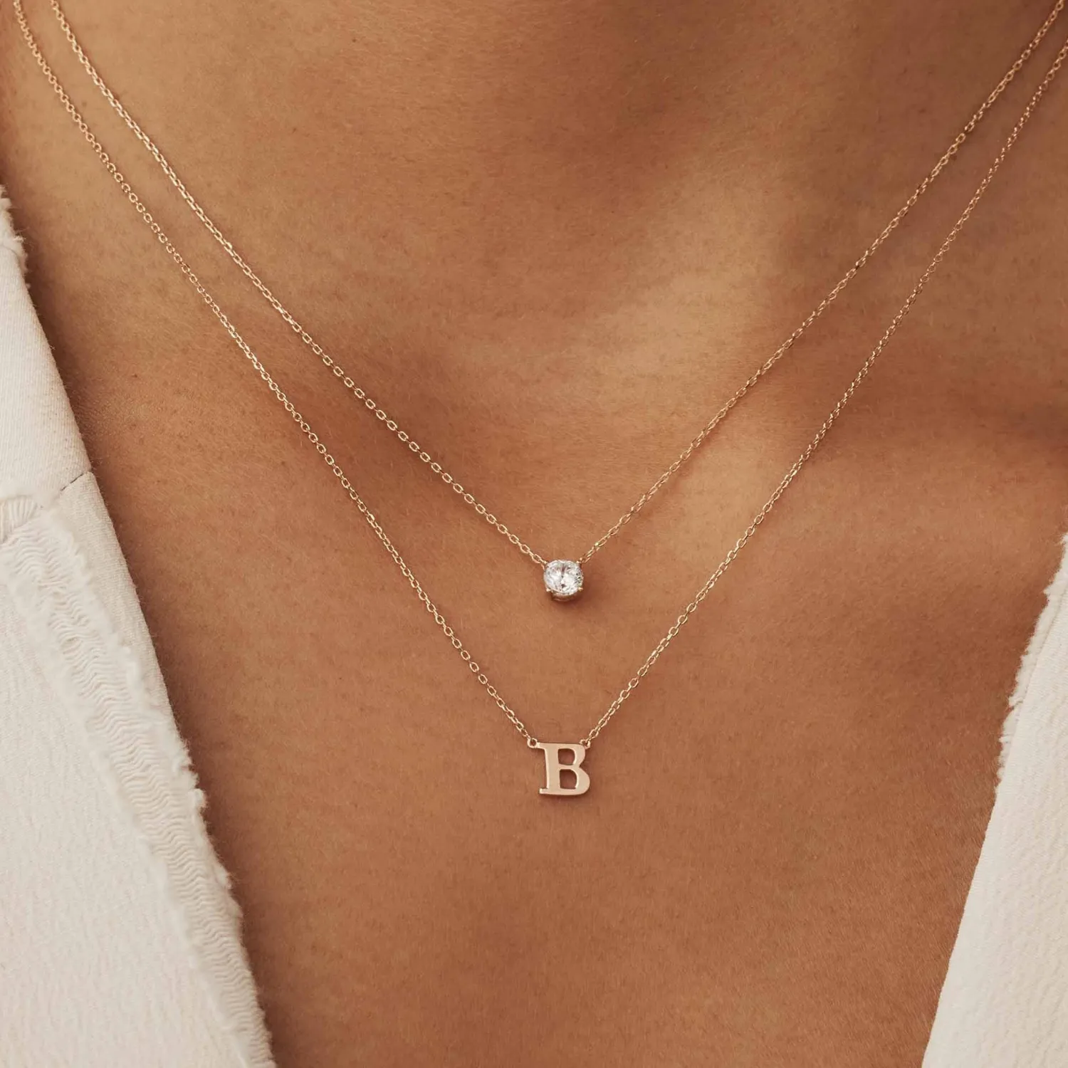 New La Concorde Chloé 14 karaat rosé gouden initial collier met letter Initialen Sieraden | Rosé Gouden Colliers