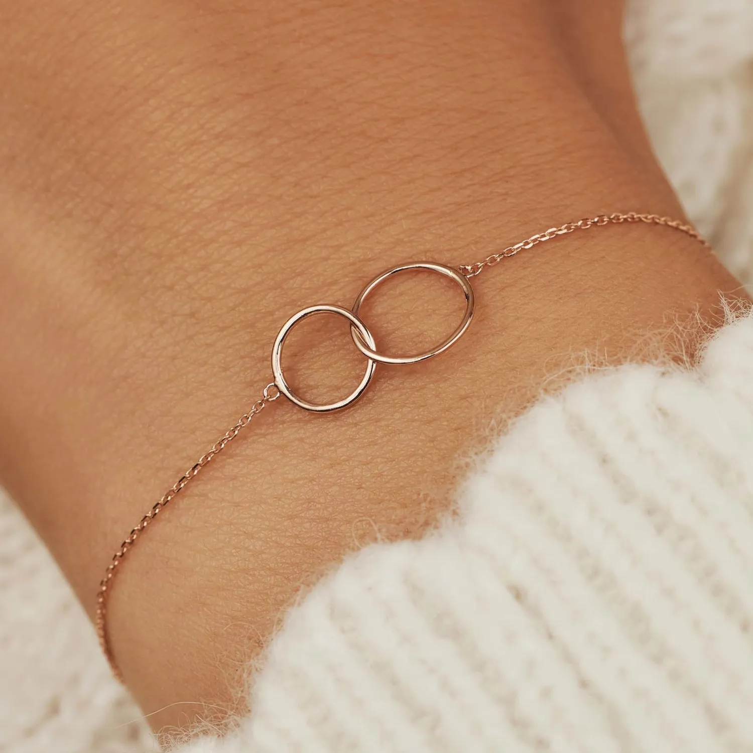 Shop La Concorde Loulou 14 karaat rosé gouden armband met ringetjes Rosé Gouden Armbanden