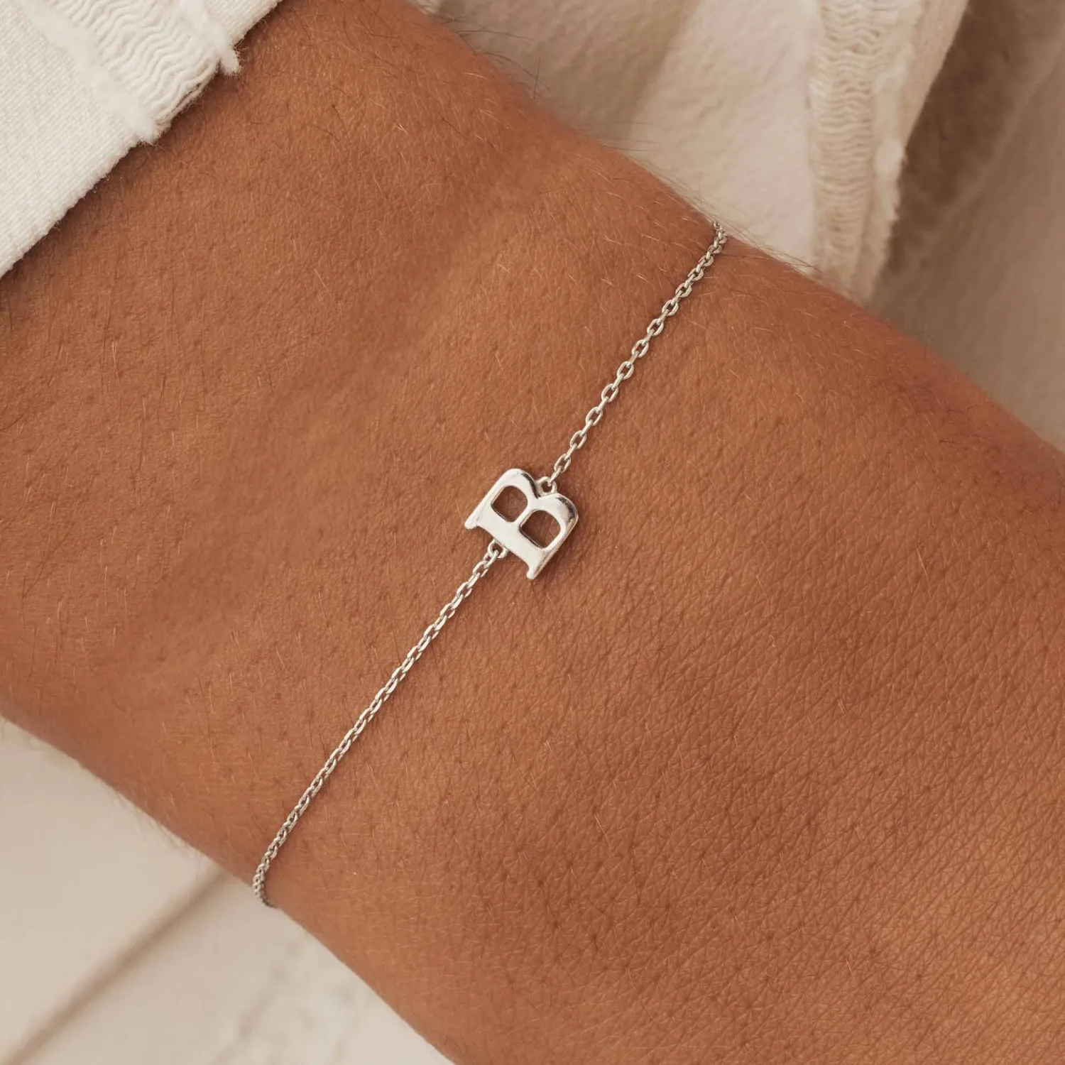 Best Sale Saint Germain Rachel 14 karaat witgouden initial armband met letter Initialen Sieraden | Witgouden Armbanden